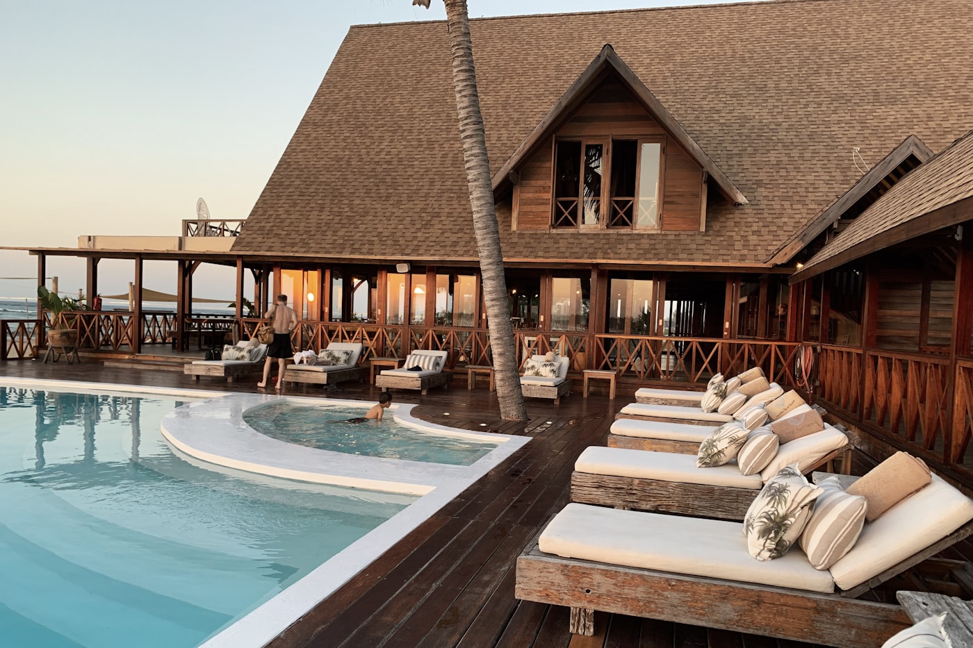 Hotel & Resort Safety Installations